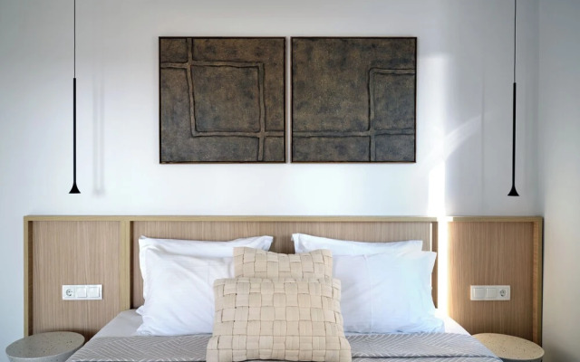Parousia Luxury Apartments