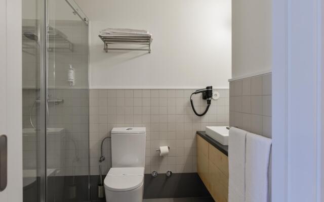 On Trend Nightlife Studio 303