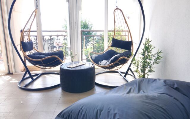 Zennova 80 Kastra Apartment