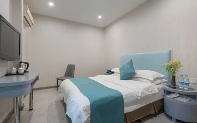 Shangpin Hotel (Zhuji High-speed Railway Station Powerlong Plaza)