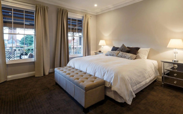 Bathurst Royal Apartments