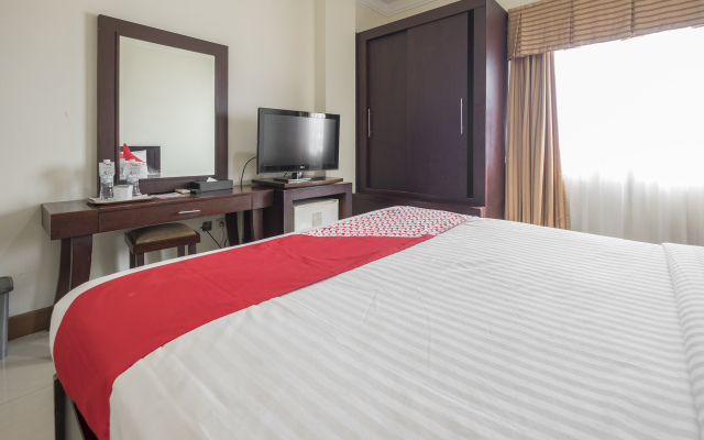 OYO 1114 Hotel Denpasar Makassar