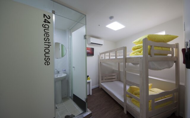 24 Guesthouse Myeongdong Town