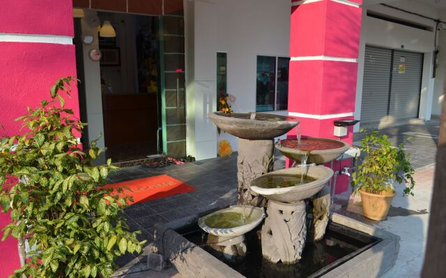 M Motel Meru