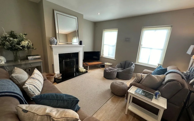 7 Oakwood Manor Kenmare