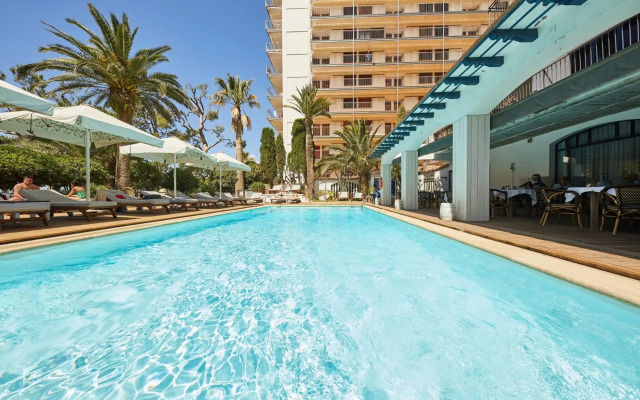 Hotel Trias
