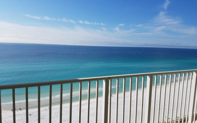 Majestic Sun Condos by Crystal Waters