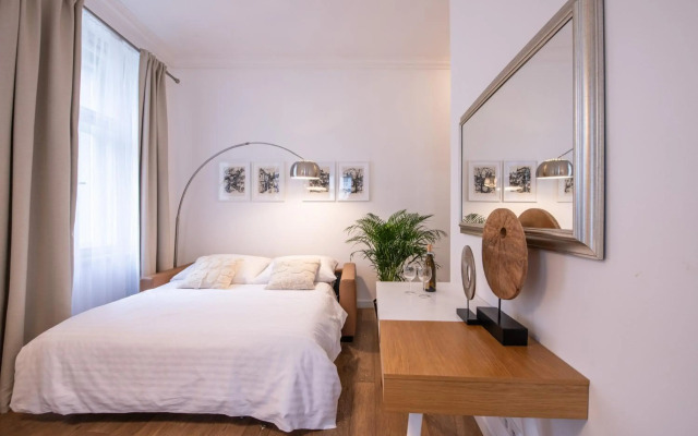 Modern Downtown APT - renovated, on ideal location