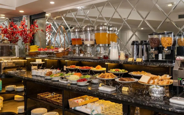 Amara Hanoi Hotel