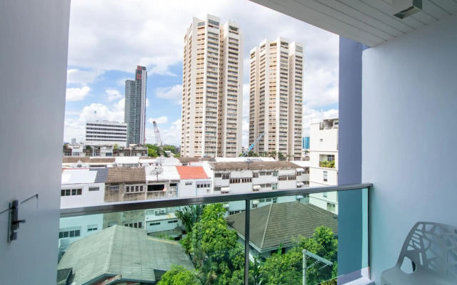 United Residence Ekamai Bangkok