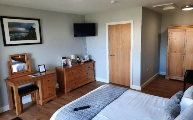 Standing Stones Lodge
