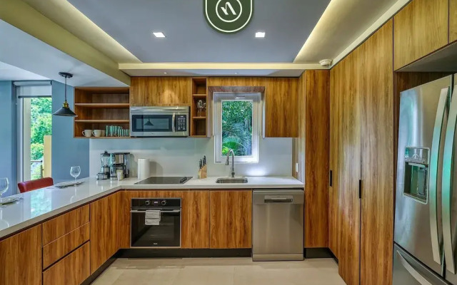 Sea View Residences 302