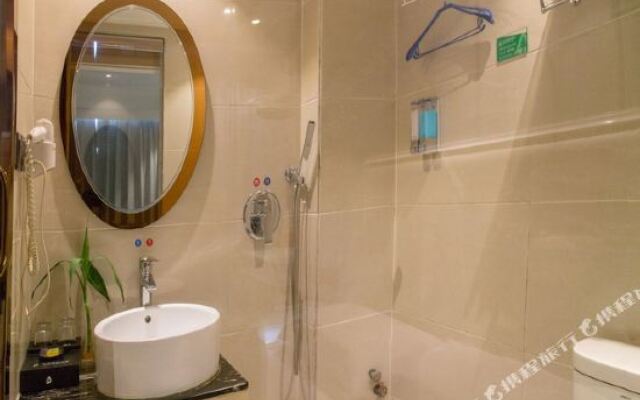 Baiyue Holiday Inn