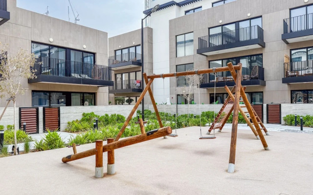 JVC Gem 2BR w maidsroom - Oakley Square