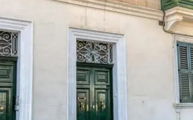 Floriana Suite-hosted by Sweetstay