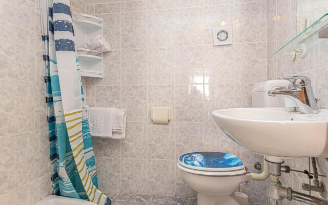 Amazing Apartment in Vodice With Wifi and 2 Bedrooms