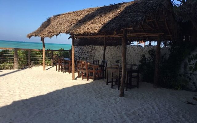 Coco Beach Hotel