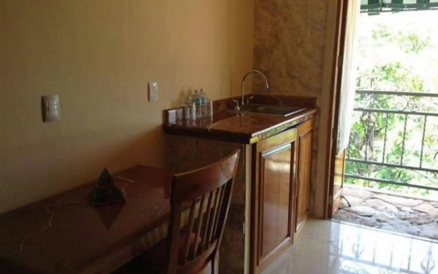 Cancun International Suites