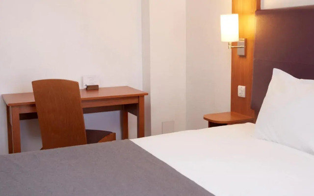 Wheatsheaf Hotel, Basingstoke