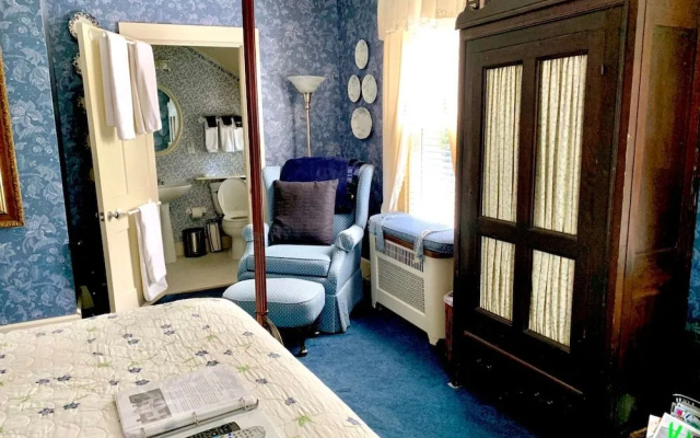 Chestnut Street Inn