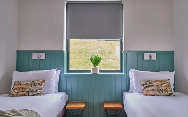 Valley View 3 Bedroom Lodge 2