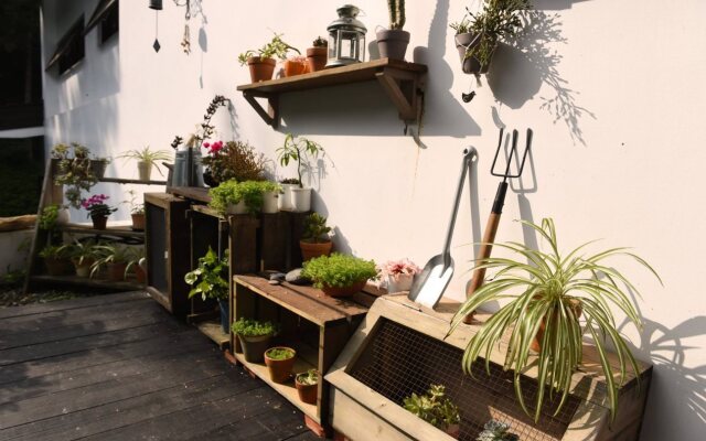 Reindeer Taichung Herb House