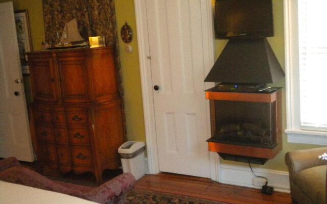 The Stirling House B&B Greenport
