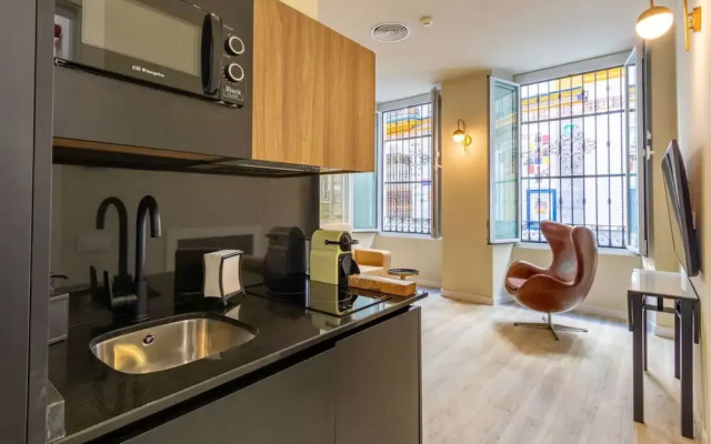 Harinas Central Apartments by Valcambre