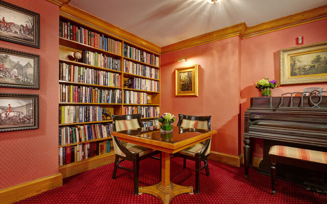 Hotel Elysee by Library Hotel Collection