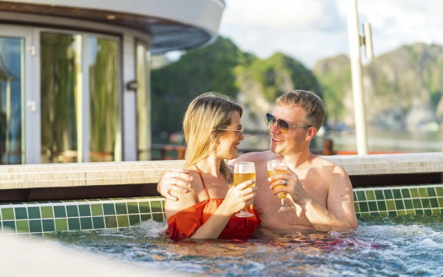 Heritage Line Ylang Cruise – Ha Long Bay & Lan Ha Bay