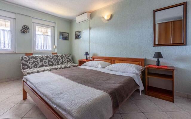 Studio in Crikvenica 42250