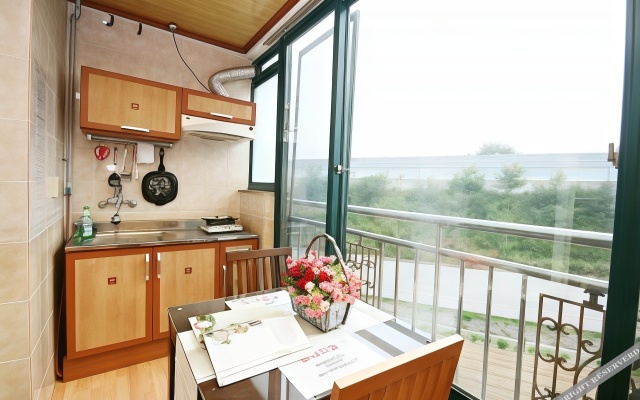 Donghae Mangsang Golden Beach Pension