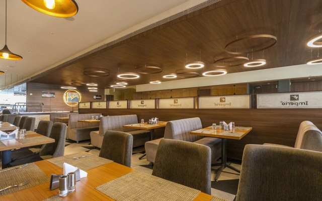 Capital O 35572 La Brook