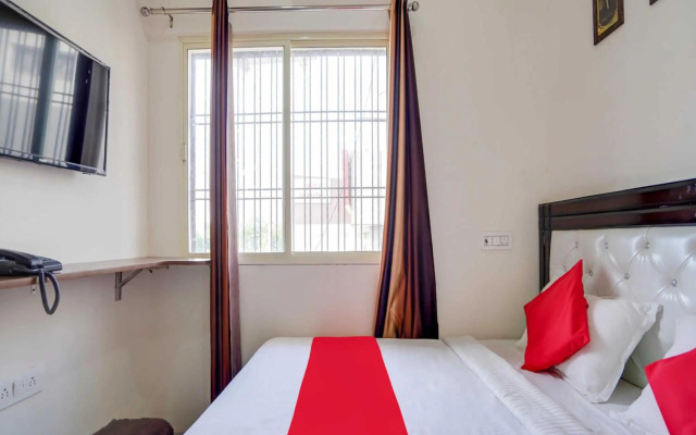 OYO Flagship 70056 Grand Inn Residency