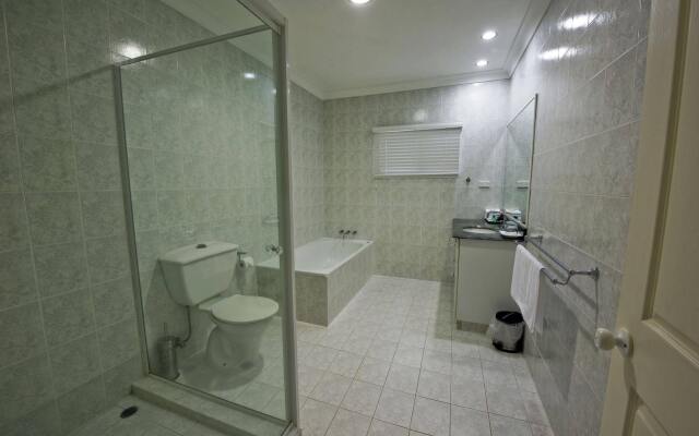 Costa Royale Beachfront Apartments