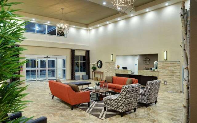 Pomeroy Inn And Suites Vermilion