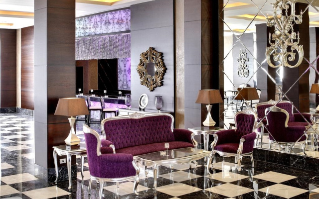 JAZ Elite Crystal, Almaza Bay