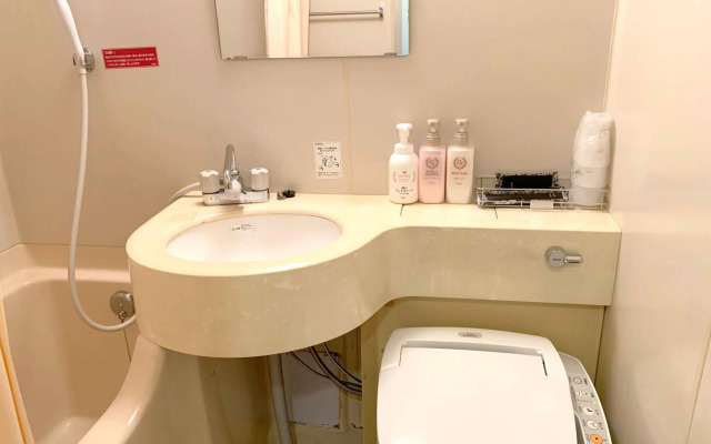 Tokyo Plaza Hotel
