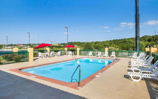 Quality Inn Dandridge