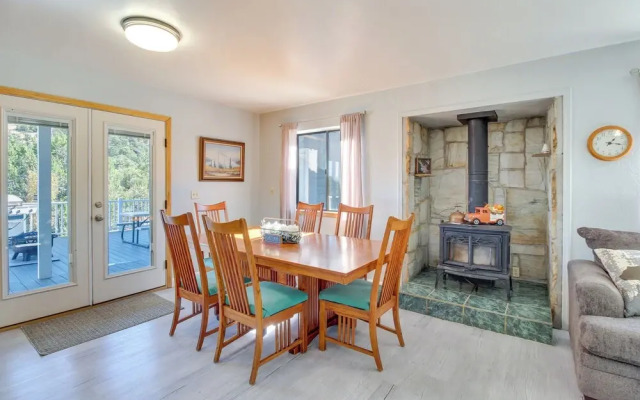 Eagar Vacation Rental Home w/ Spacious Deck!