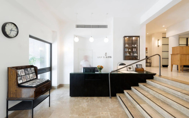 Lily & Bloom Hotel