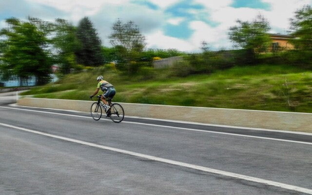 Stunning Apartment in Avio With 2 Bedrooms