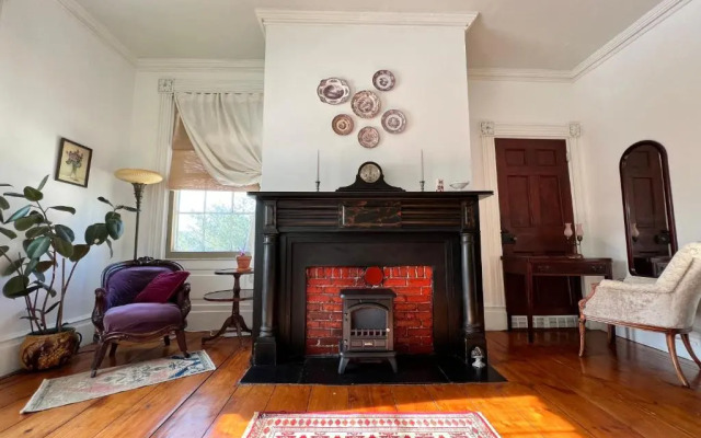 Borland House Inn