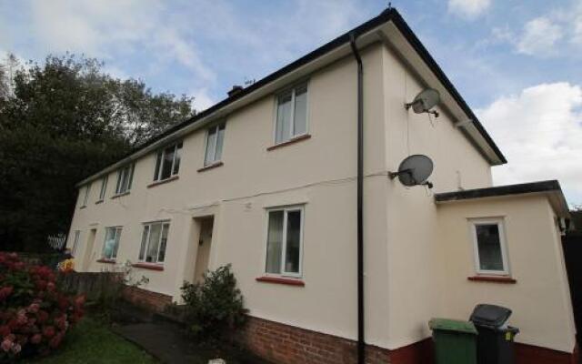Two Bed Ground Floor Apartment Cardiff