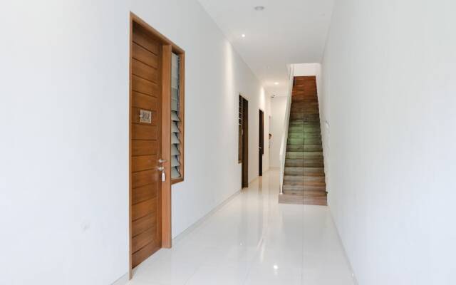 OYO 1023 Junggo Tentrem