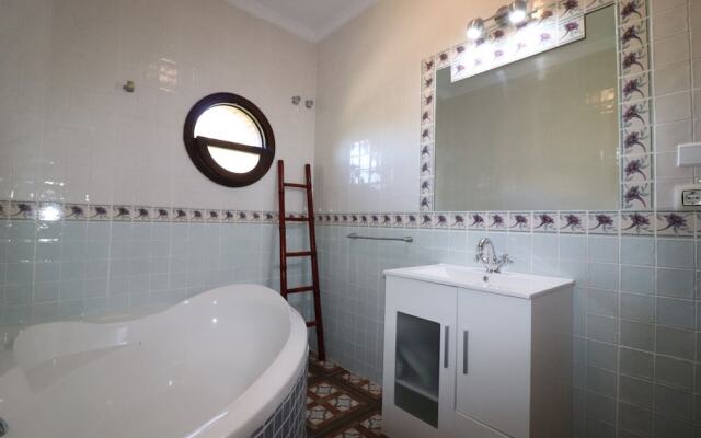 1071 Villa la Molineta