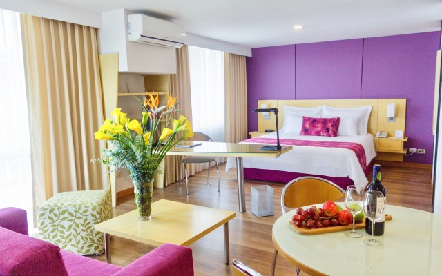 Novelty Suites Hotel