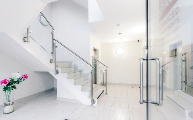 Roomspace Apartments -New Manor House