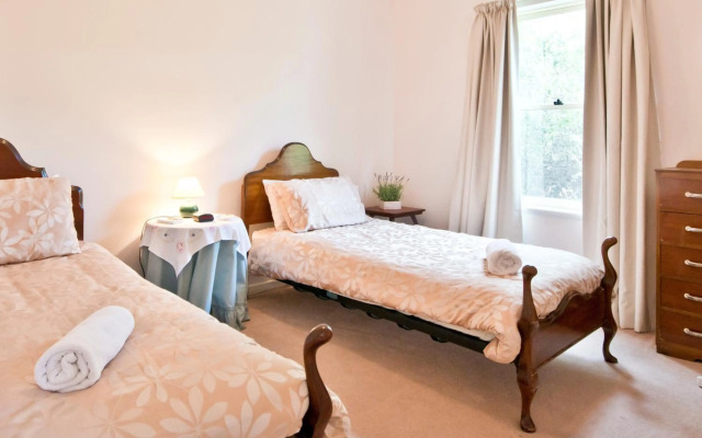 Encounter Hideaway Cottages