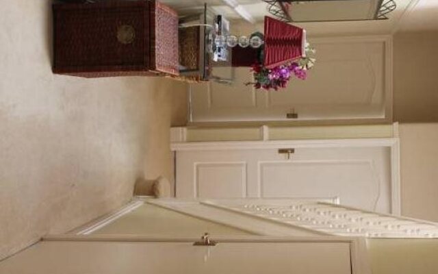 The Avenue Bed and Breakfast